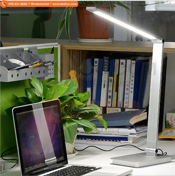 Đèn bàn Maple thiết kế cao cấp thích hợp mọi không gian làm việc, học tập, văn phòng